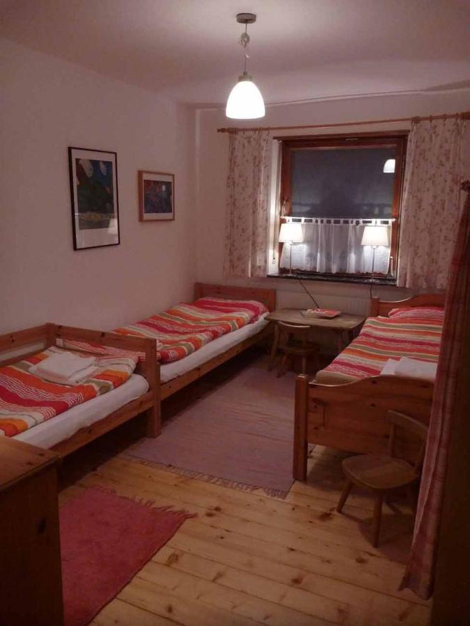 Haus Hollerbusch Apartment Нойнбург форм Валд Екстериор снимка